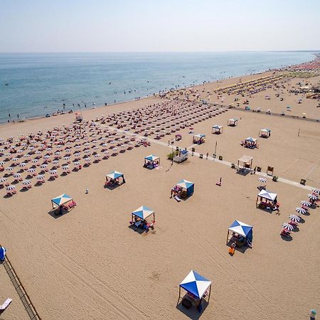 Elsa 2 Camere Da Letto Vista Spiaggia Rosolina Mare Kültér fotó