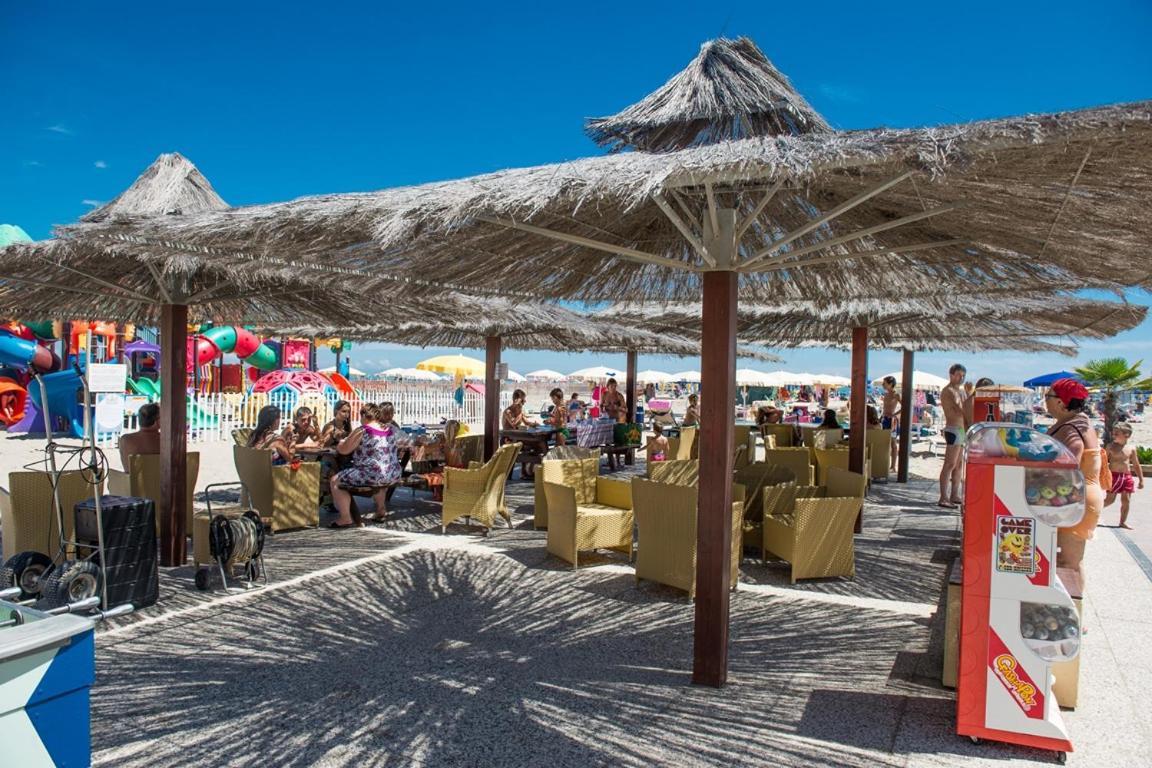 Elsa 2 Camere Da Letto Vista Spiaggia Rosolina Mare Kültér fotó